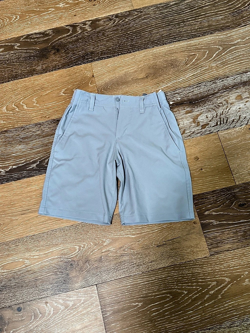 Under Armour UA Match Play / Medal Play Golf Shorts Light Gray Youth Small